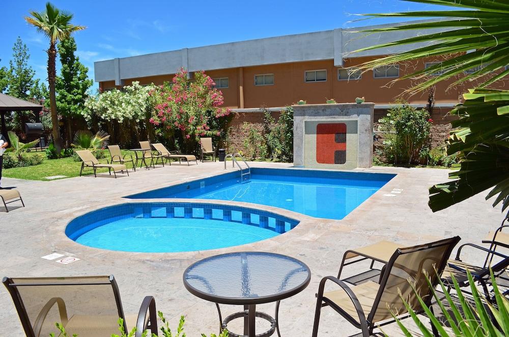 Fiesta Inn Nogales Nogales  Екстериор снимка